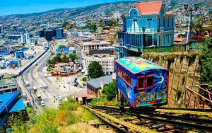 Arturo Squella: El coordinador estratégico que impulsará la agenda parlamentaria de Kast